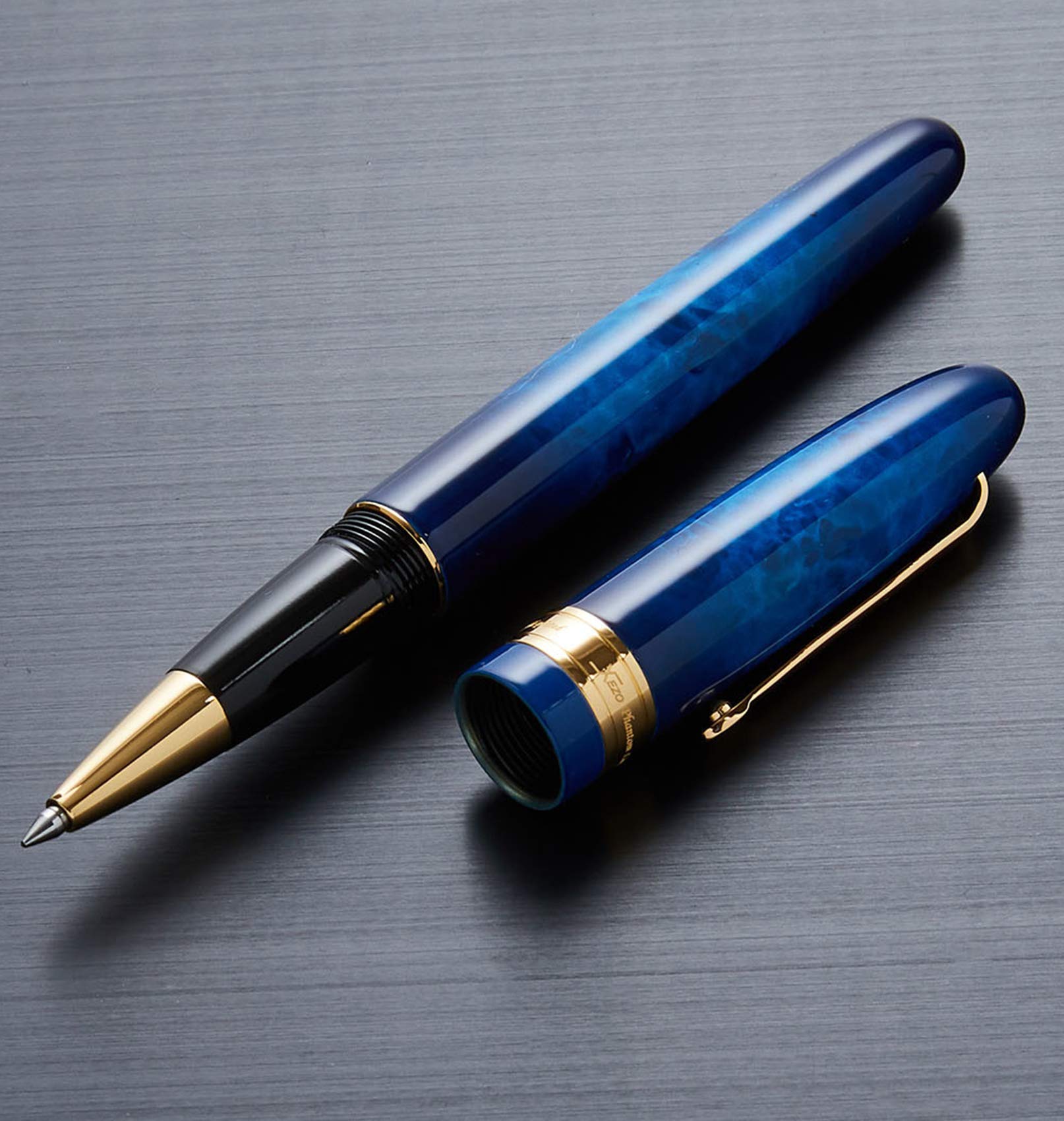 【新品】Xezo ファントム500R ローラーボールペン 限定 18K金メッキ 新品】Xezo ファントム500R ローラーボールペン 限定 18K